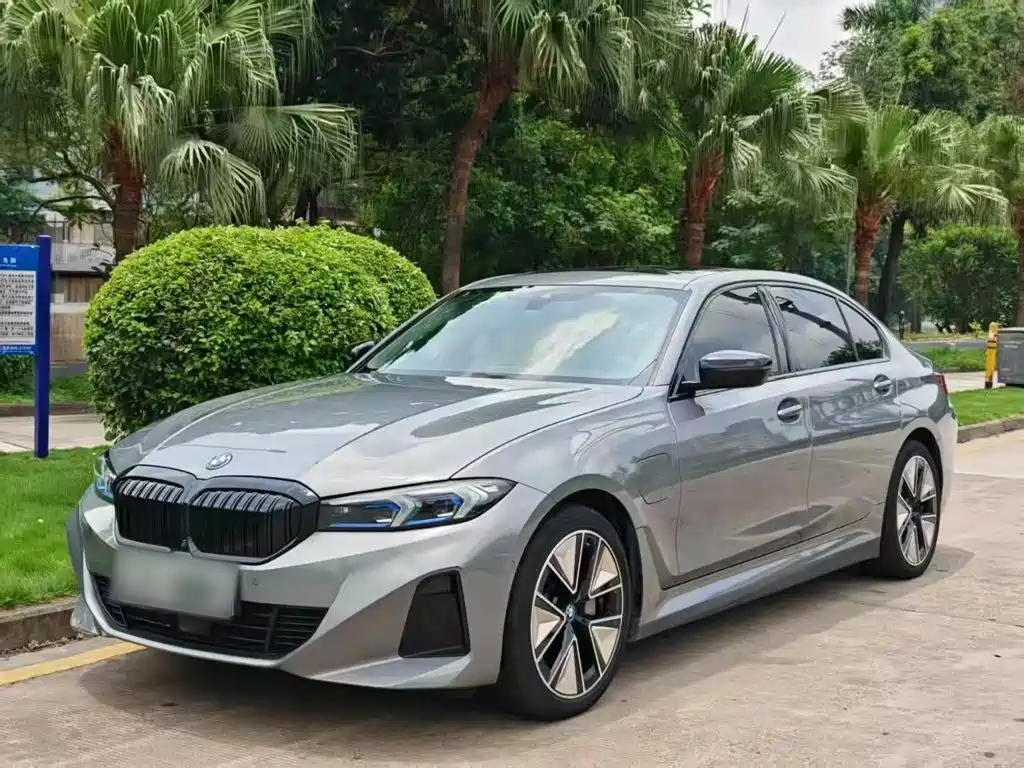 BMW i3 2023