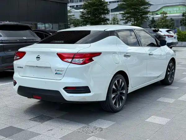 Nissan Bluebird 2018