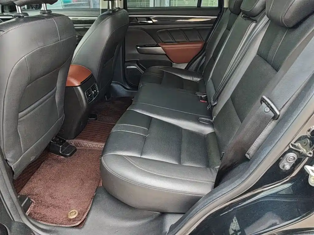 GAC Motor Trumpchi GS7 2019 — фото 17