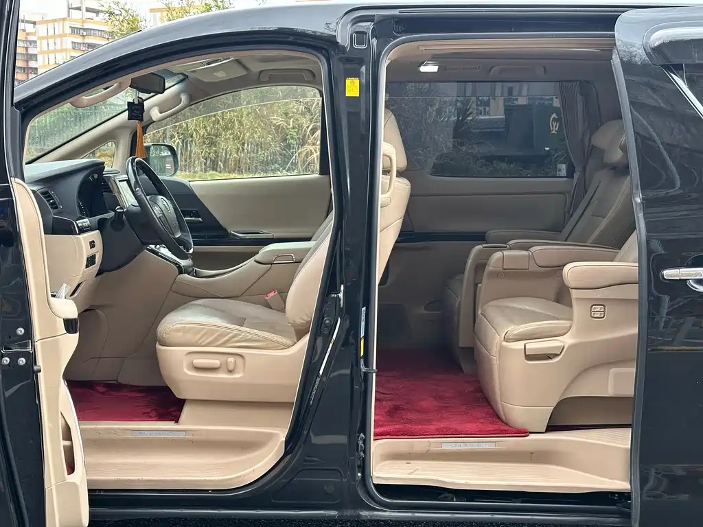 Toyota Alphard 2015 — фото 8