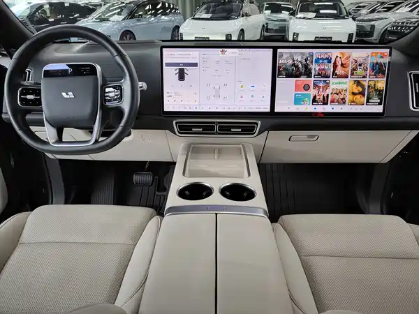 Li Auto L8 2023