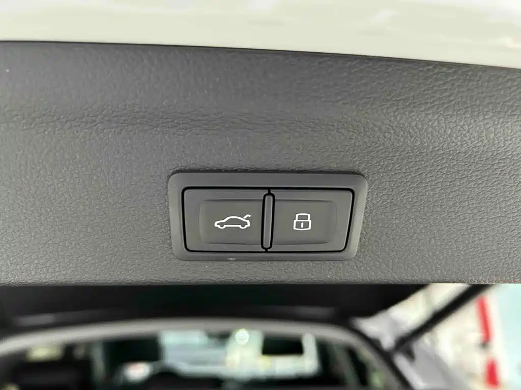Audi Q3 2022 — фото 17