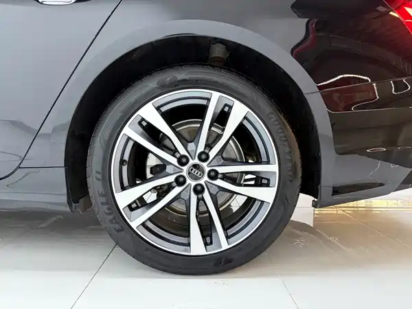 Audi A6L 2024
