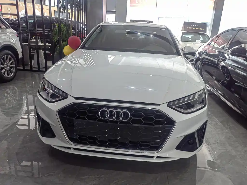 Audi A4L 2021