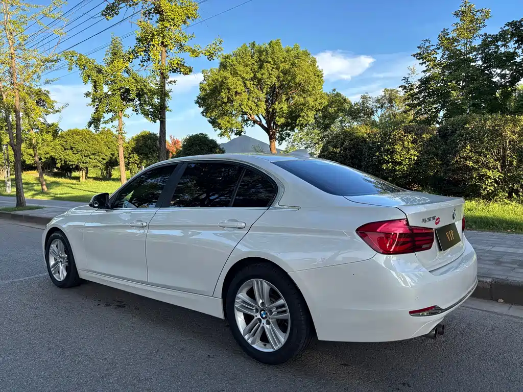 BMW 3 Series 2017