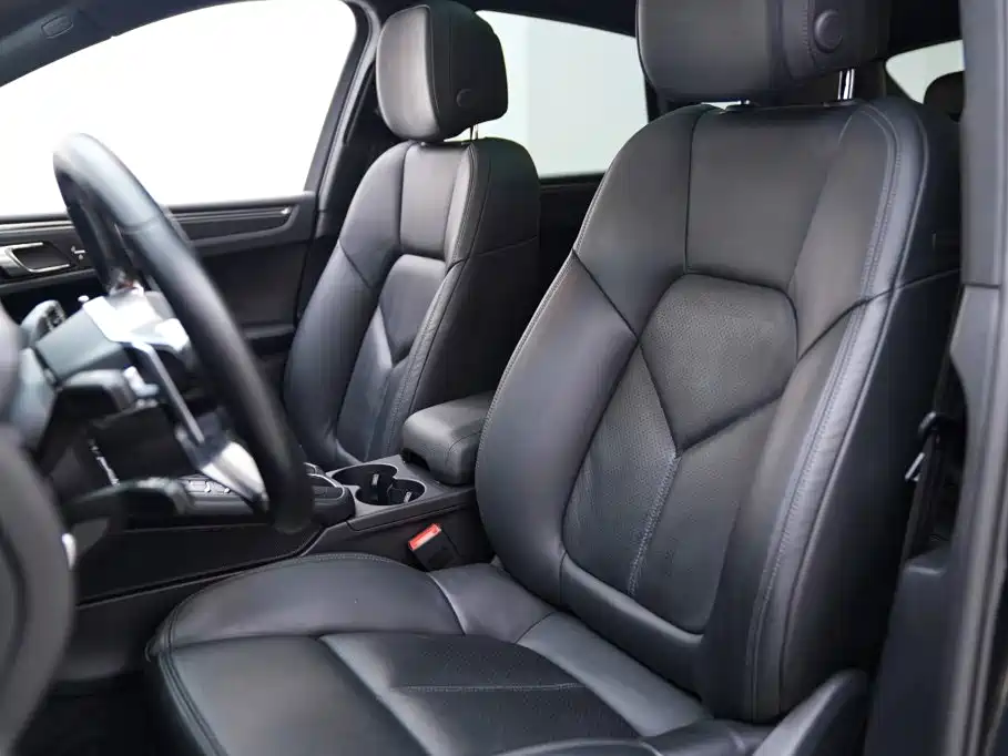 Porsche Macan 2021 — фото 10