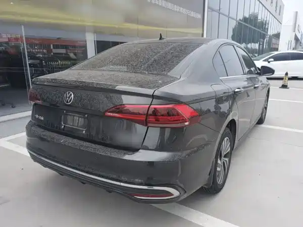 Volkswagen Bora 2024