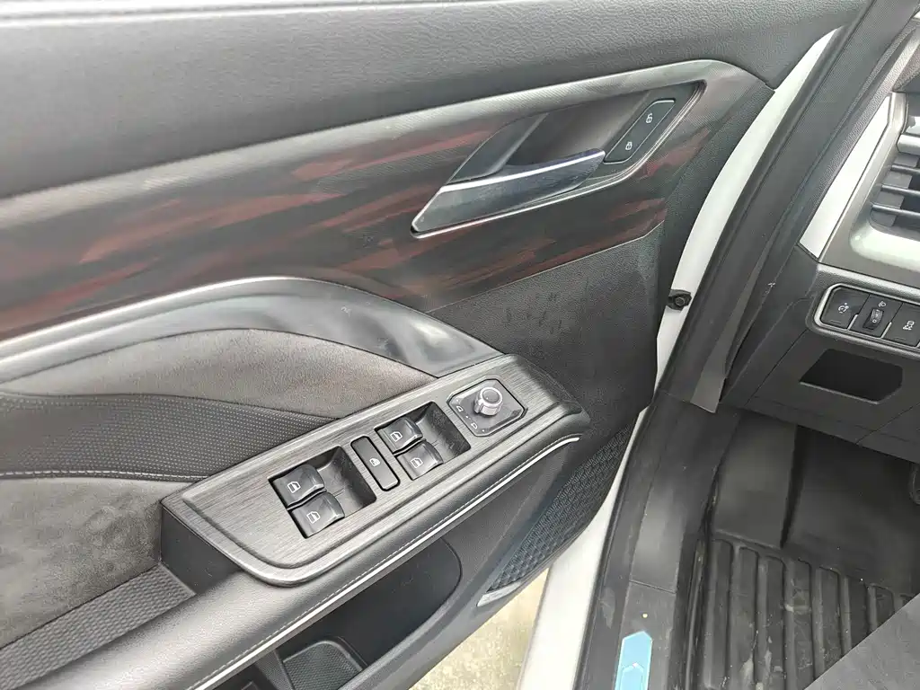 Haval H6 2023 — фото 14