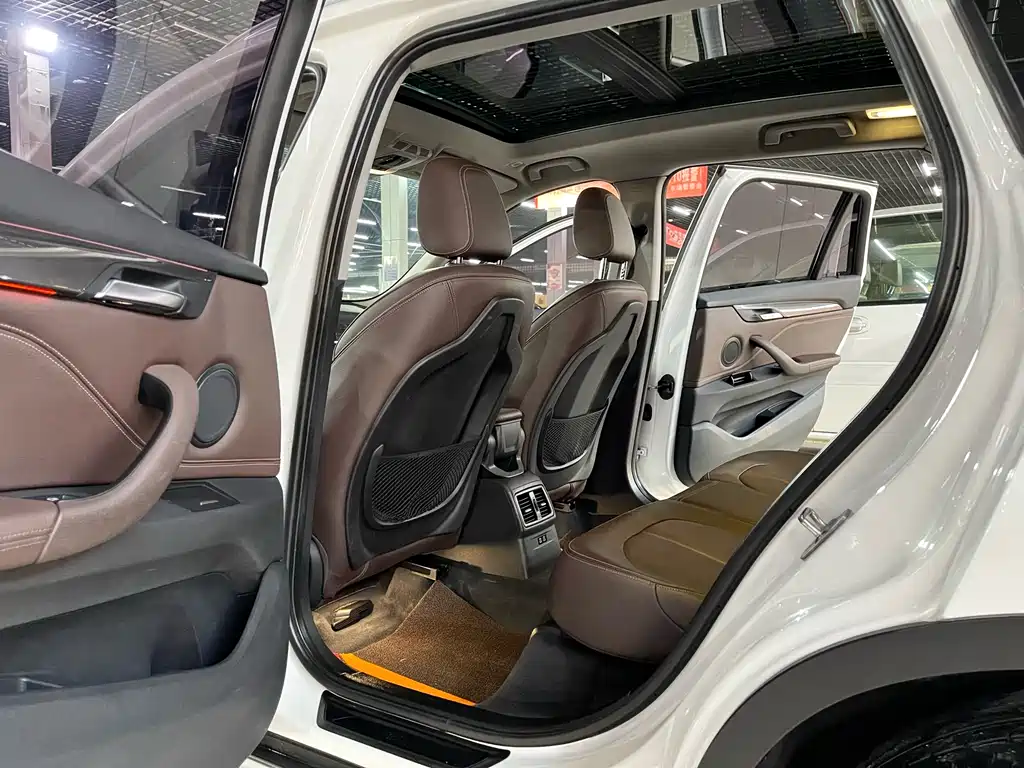 BMW X1 2019 — фото 11