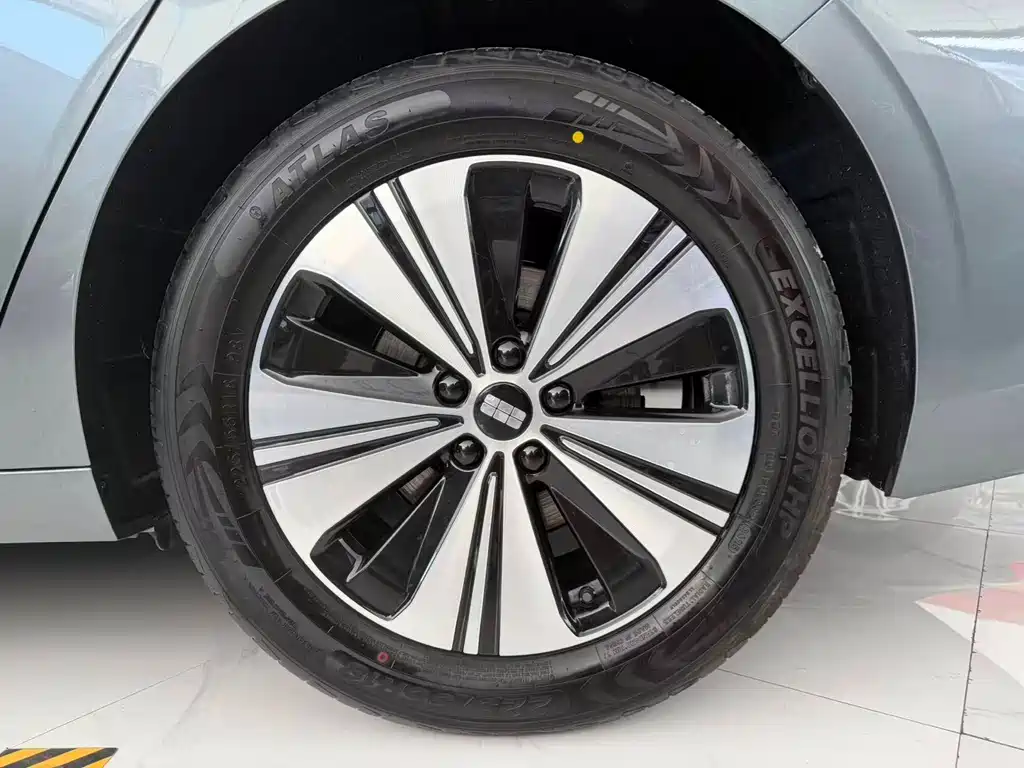 Geely Galaxy A7 EM 2026 — фото 20