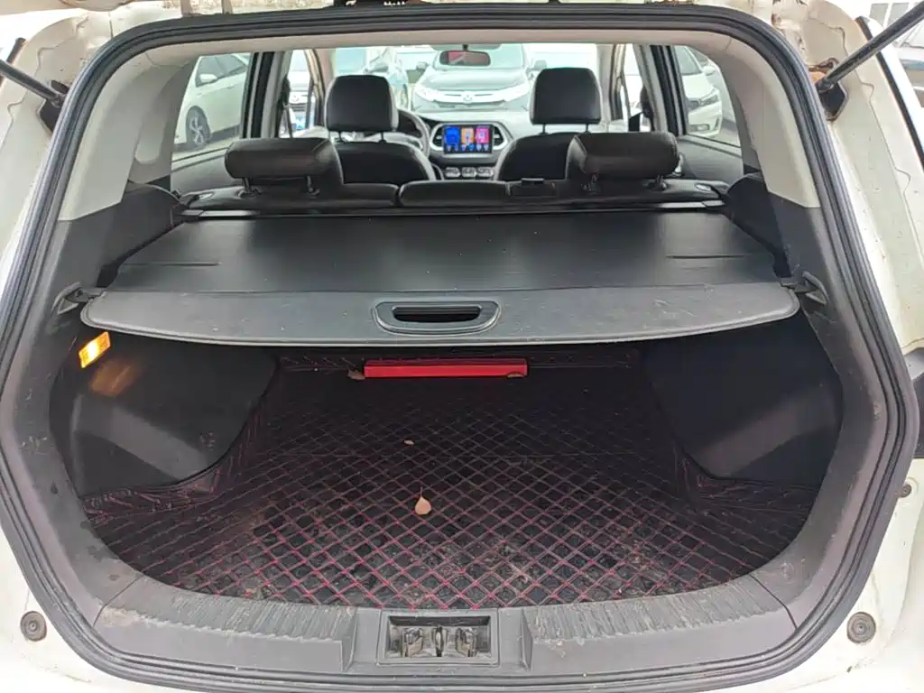 GAC Motor Trumpchi GS4 2015 — фото 19
