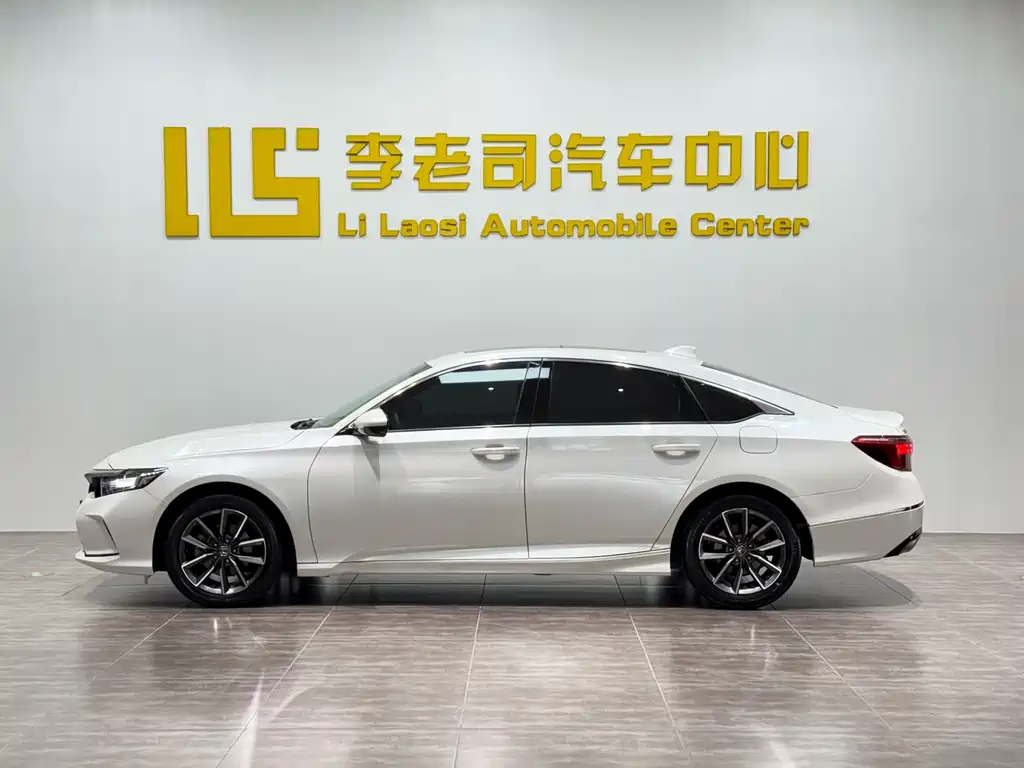 Honda Inspire 2022 — фото 4