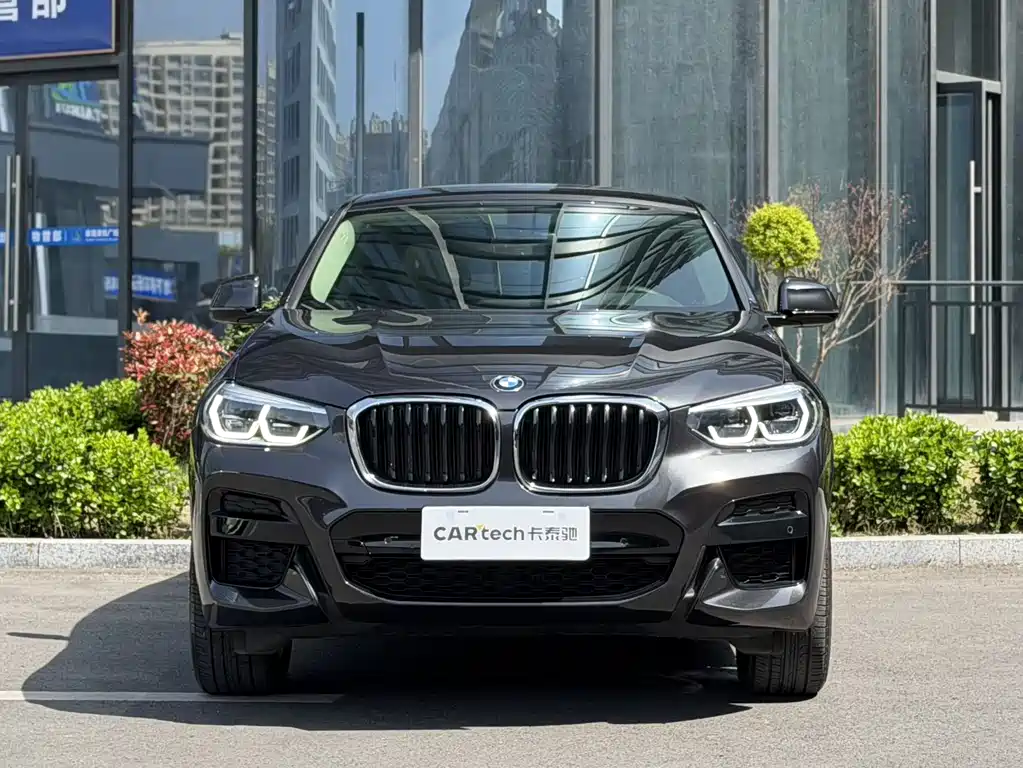 BMW X4 2021 — фото 2