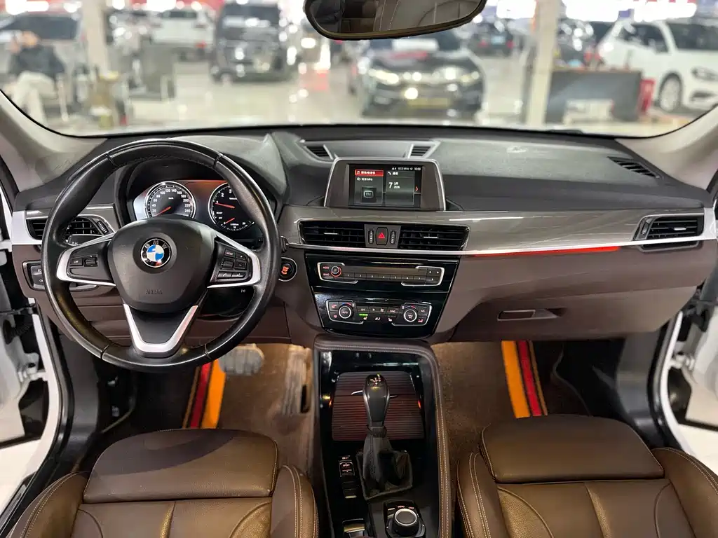 BMW X1 2019 — фото 9