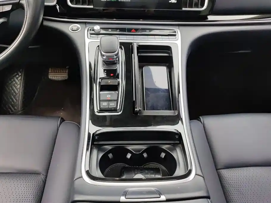GAC Motor Trumpchi M8 2021 — фото 16