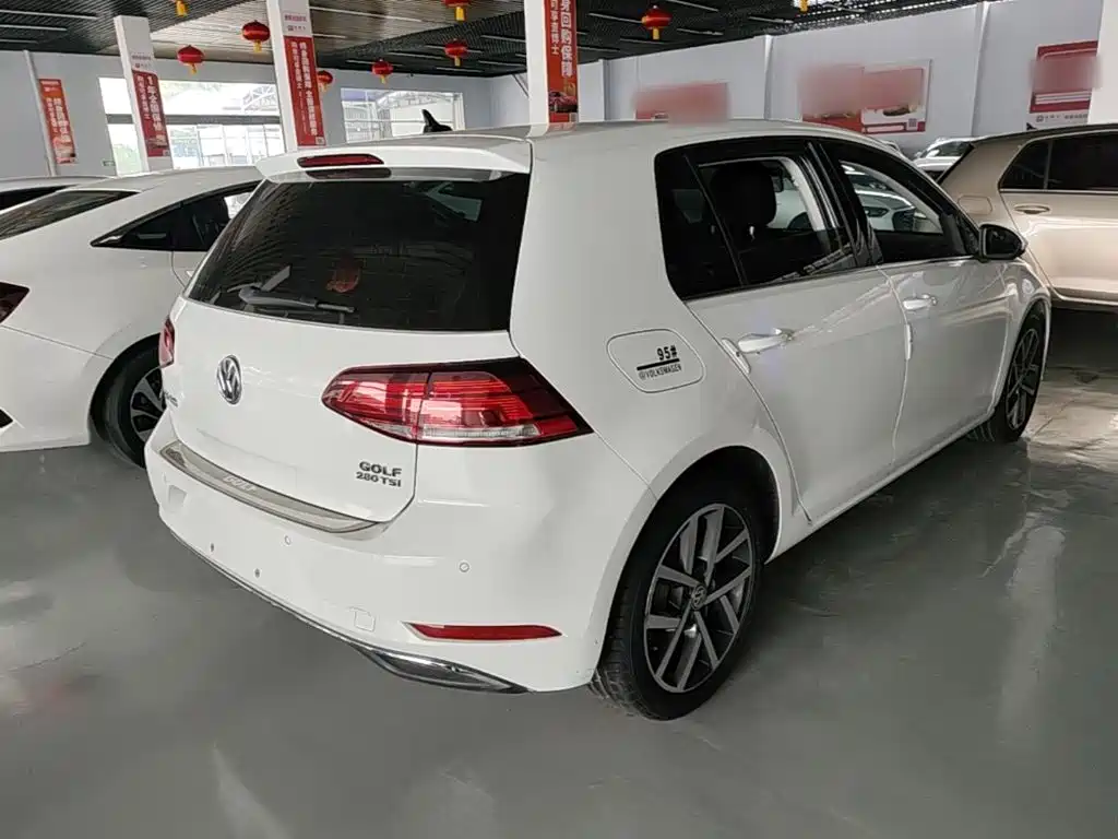 Volkswagen Golf 2020