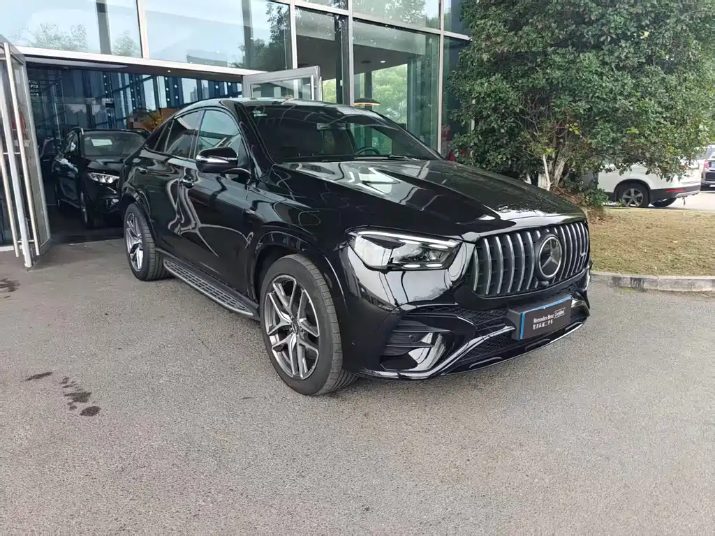 Mercedes-Benz GLE Coupe AMG 2025 — фото 3