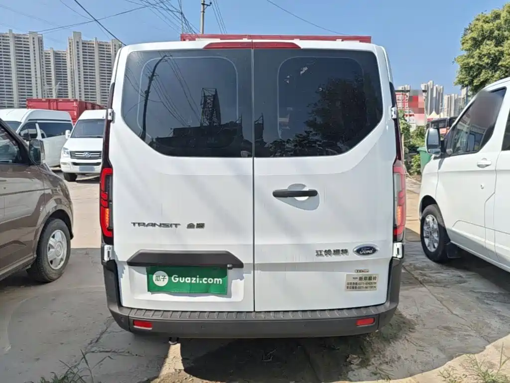 Ford Transit 2023