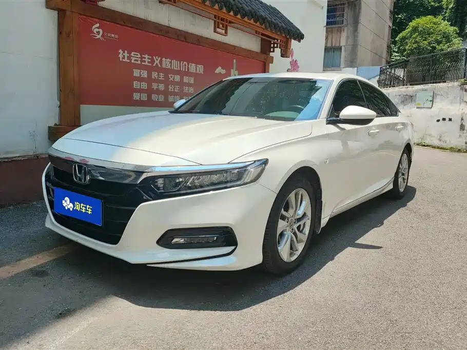 Honda Accord 2019 — фото 1
