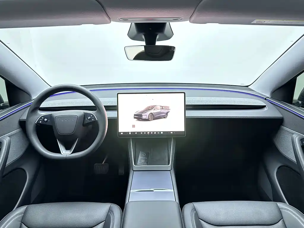 Tesla Model Y 2025 — фото 14