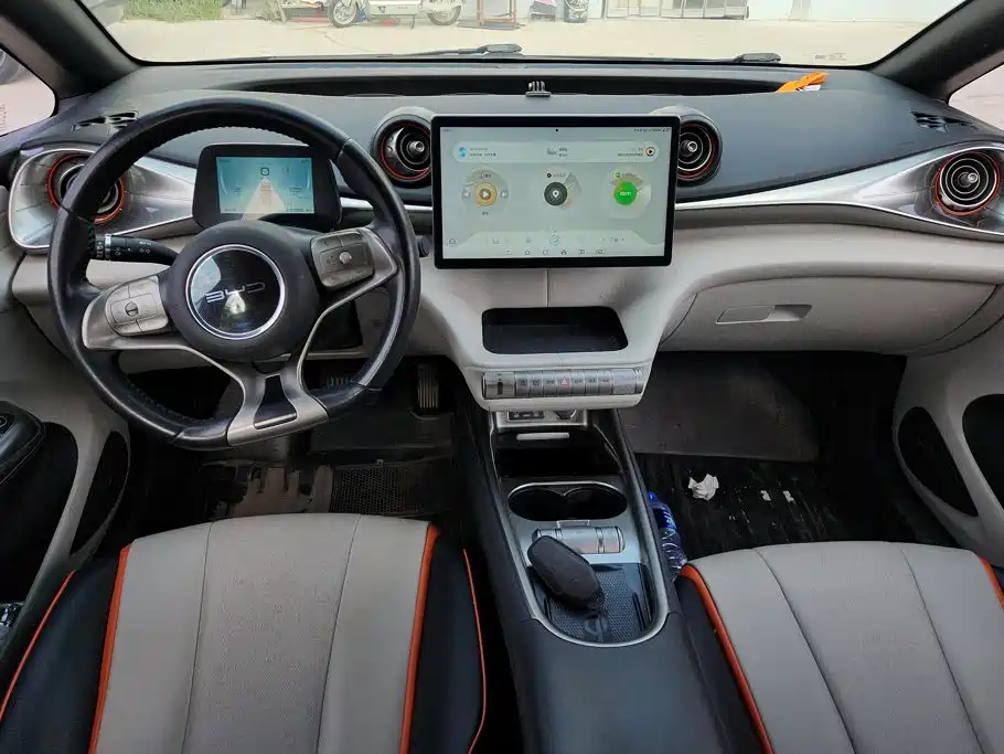 BYD Dolphin 2023 — фото 12