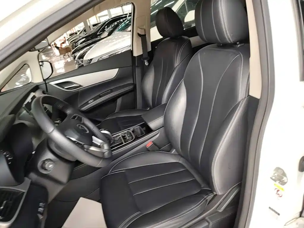 BYD MAX 2022 — фото 15