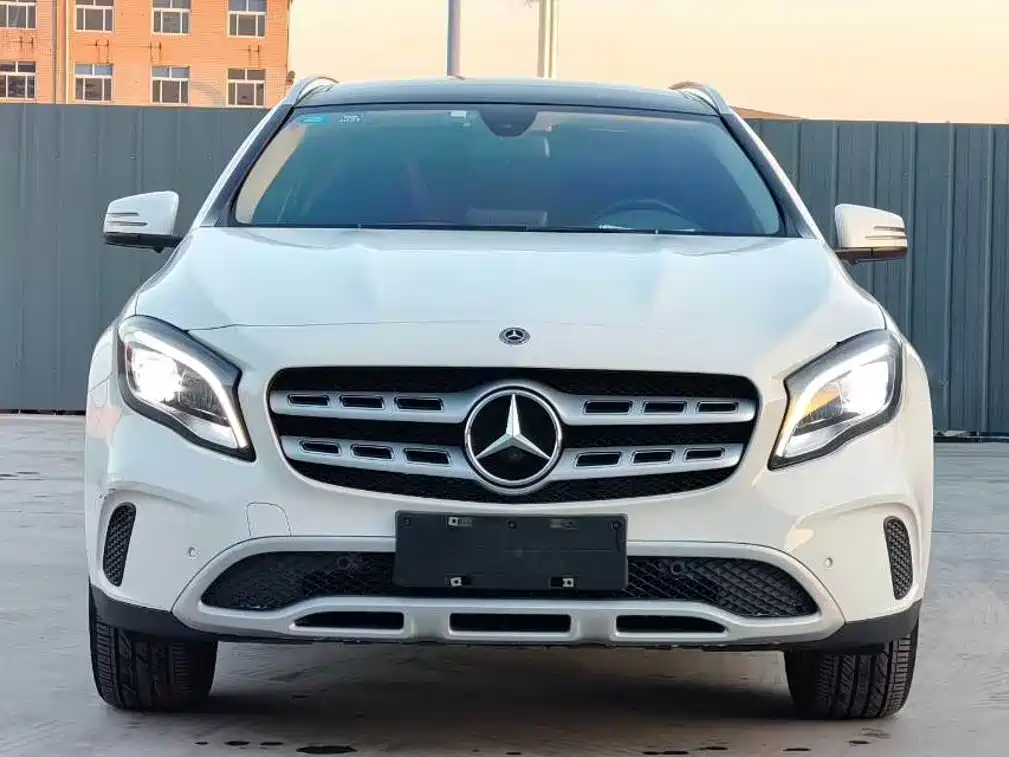 Mercedes-Benz GLA 2019