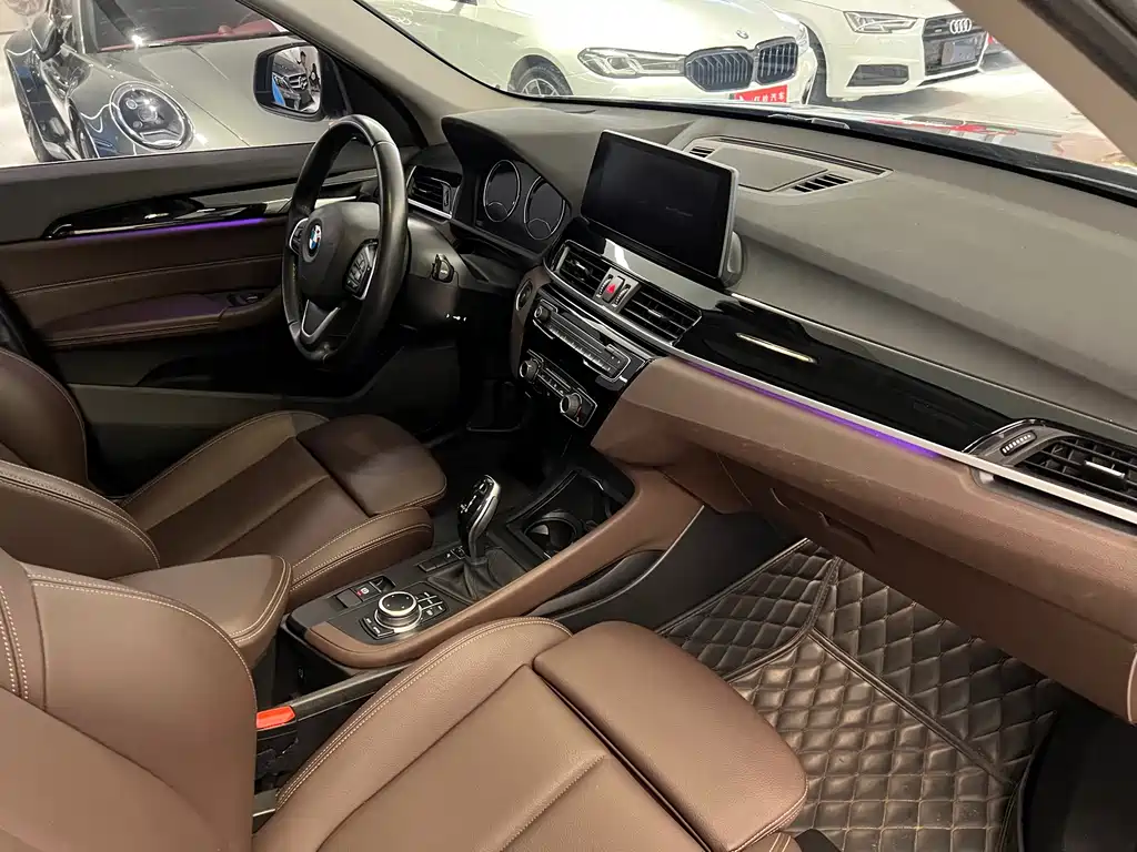 BMW X1 2020 — фото 16