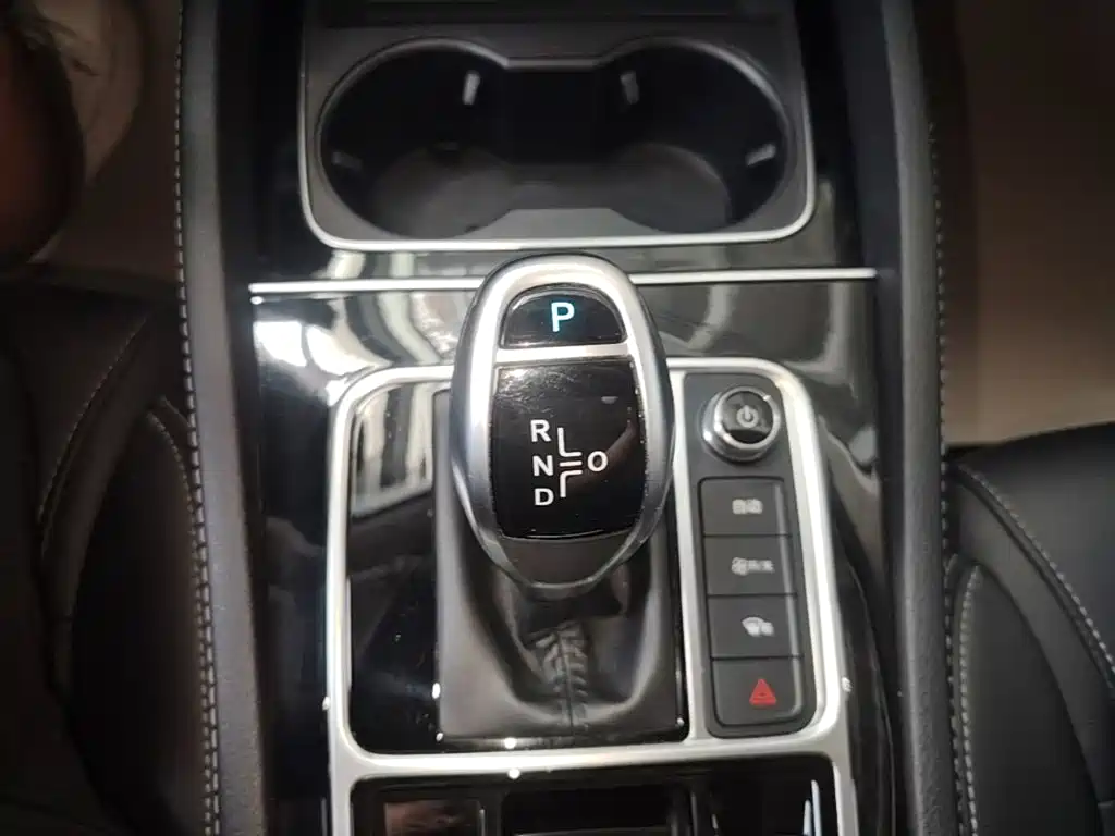 BYD MAX 2022 — фото 14