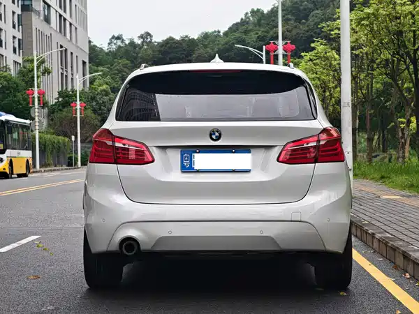 BMW 2 Series Station Wagon 2019