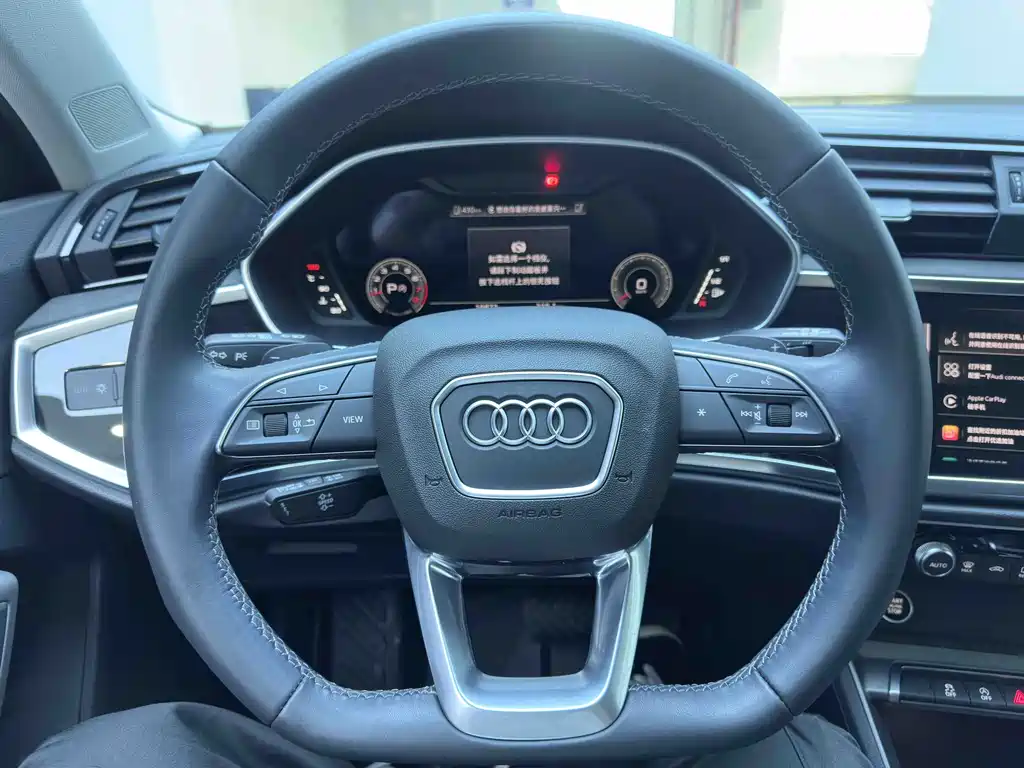 Audi Q3 2023 — фото 19
