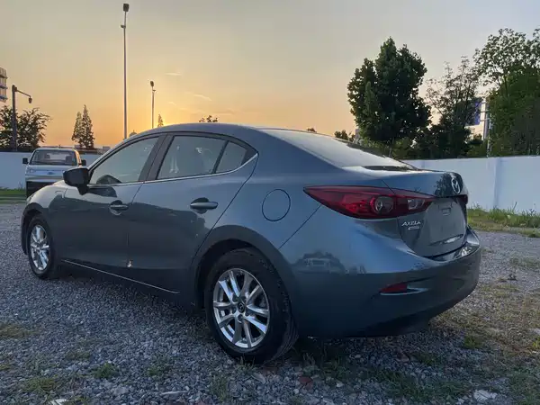 Mazda 3 Axela 2017