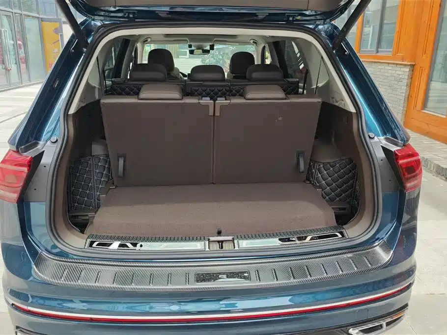 Volkswagen Tiguan L 2022 — фото 4