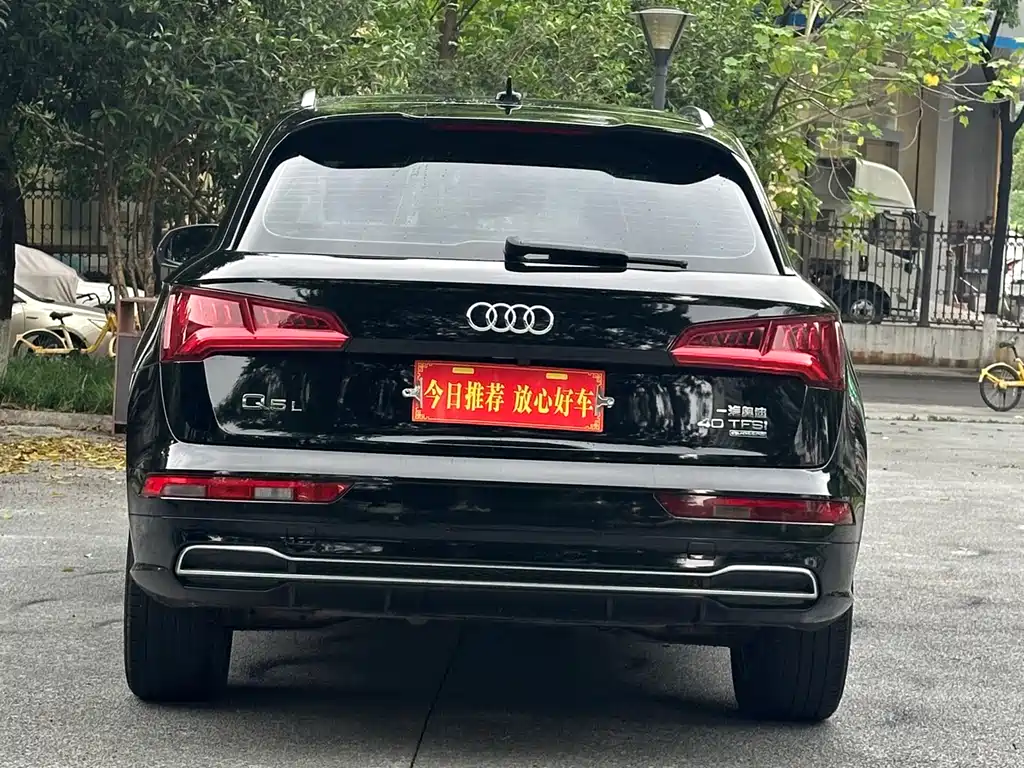 Audi Q5L 2019 — фото 8