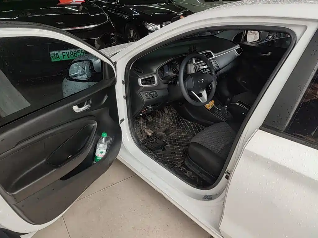Hyundai Verna 2020 — фото 16