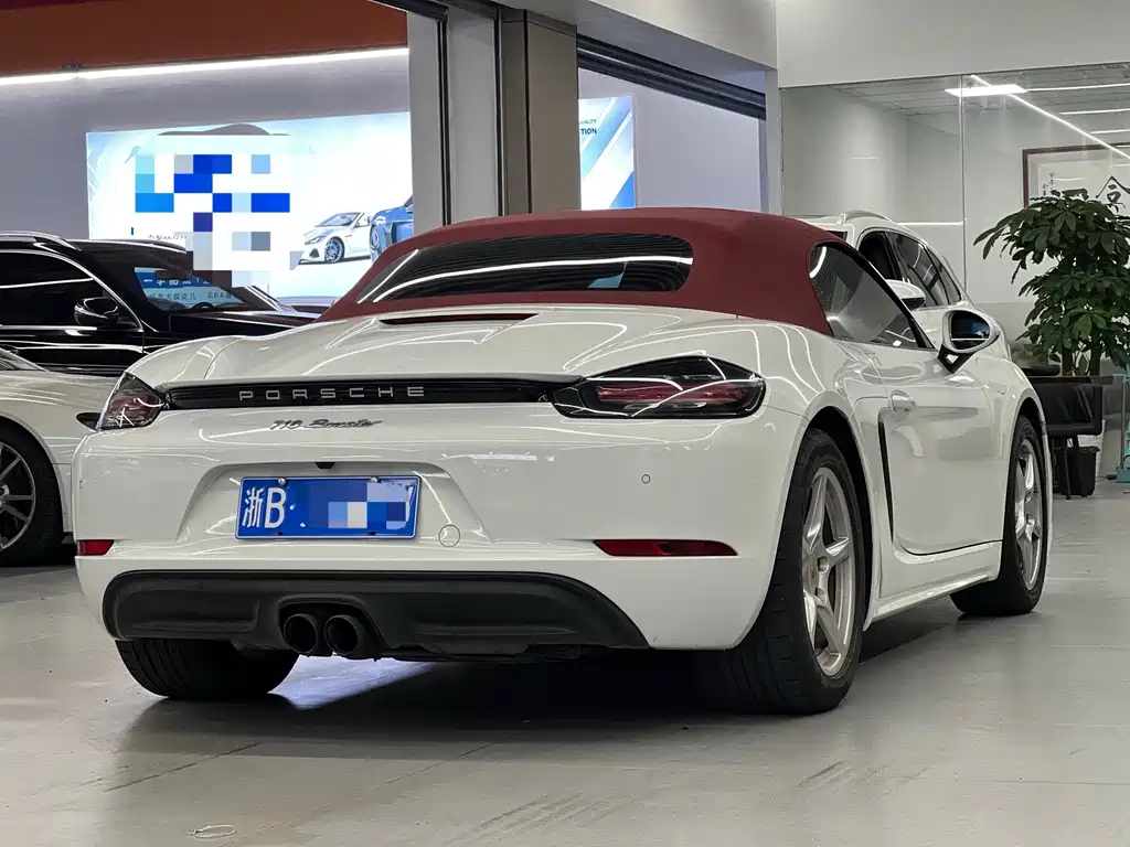Porsche 718 2022 — фото 10