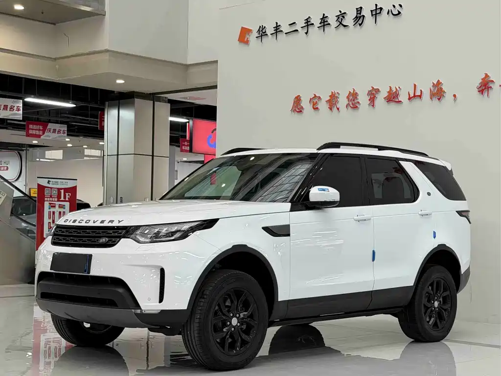Land Rover Discovery 2017 — фото 1
