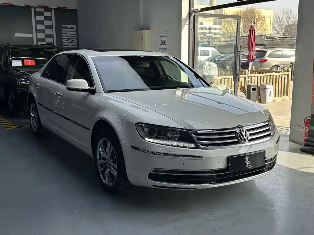 Volkswagen Phaeton 2016 — фото 3