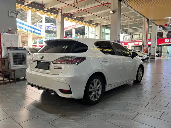 Lexus CT 2016