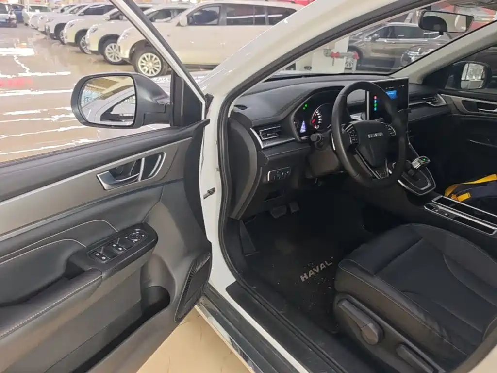 Haval M6 2023 — фото 16