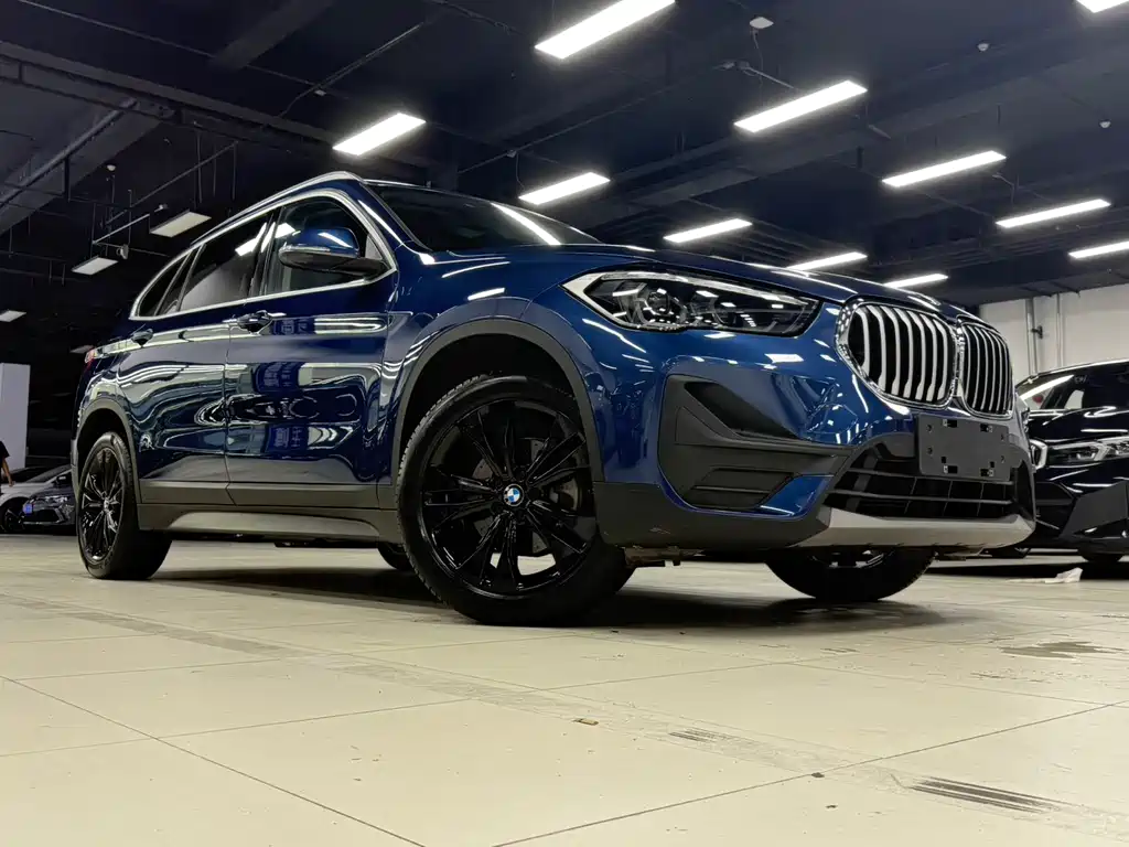 BMW X1 2021 — фото 2