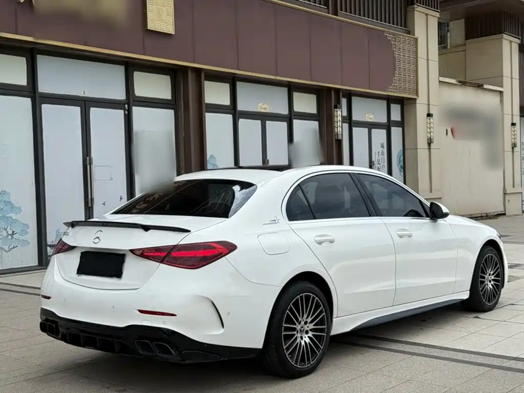 Mercedes-Benz C-Class 2023 — фото 12