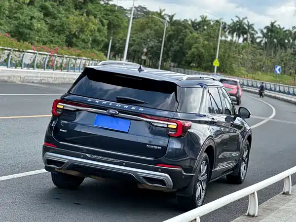 Ford Explorer 2022