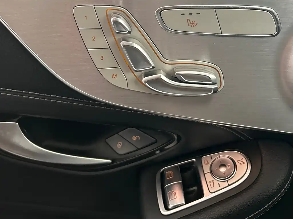 Mercedes-Benz C-Class 2021 — фото 11