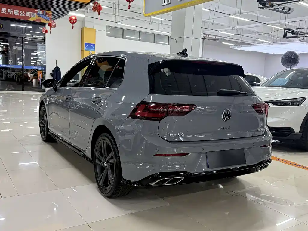 Volkswagen Golf 2022