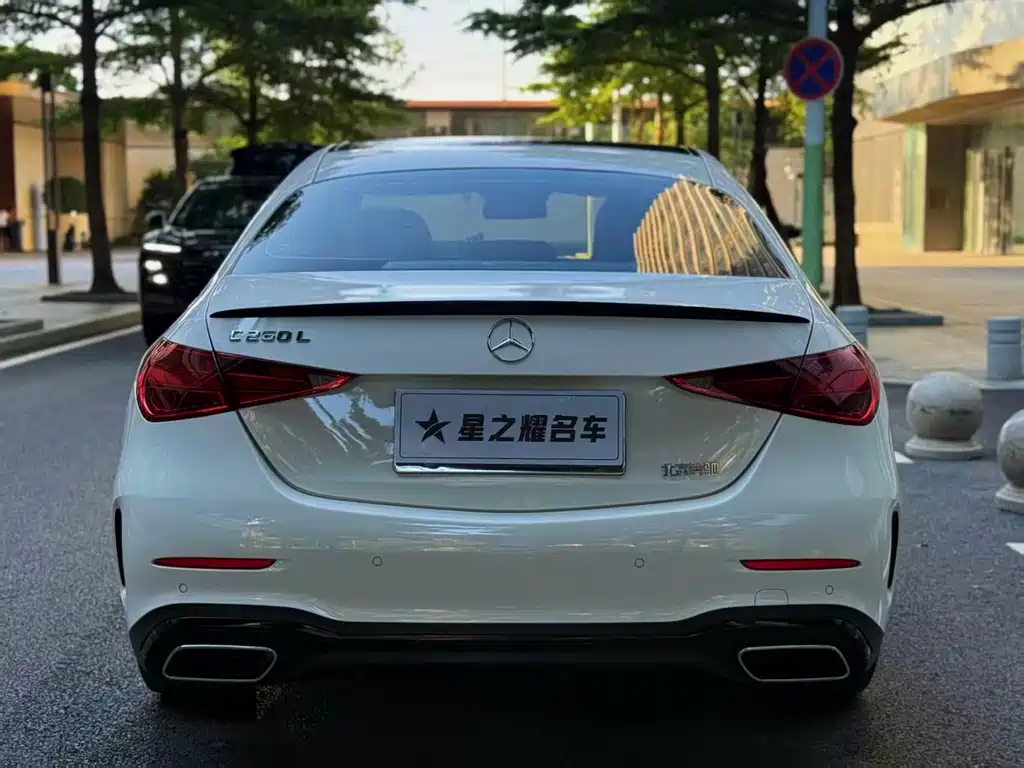 Mercedes-Benz C-Class 2023