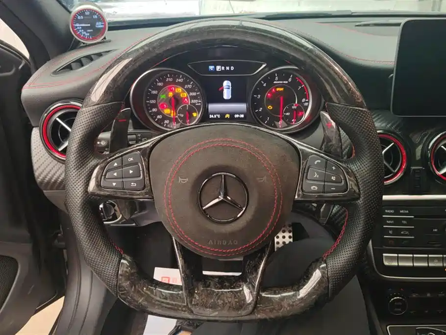Mercedes-Benz A-Class AMG 2017 — фото 15