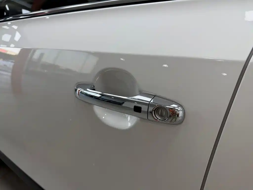 Kia KX1 2022 — фото 19