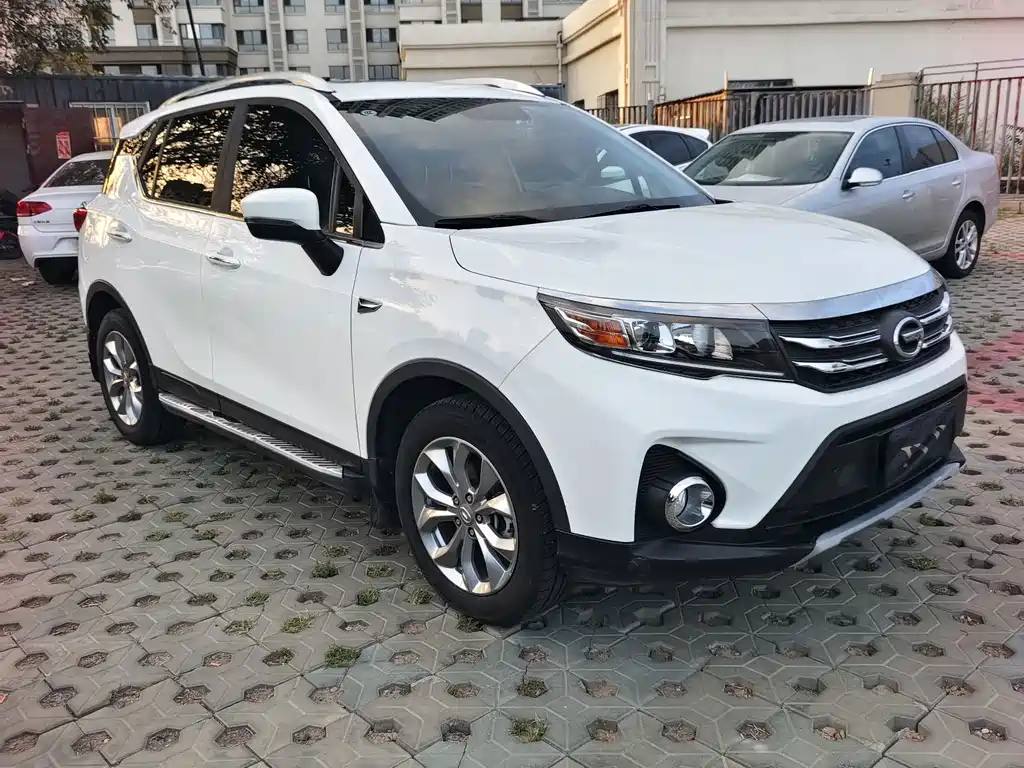GAC Trumpchi GS3 2018 — фото 3