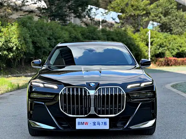 BMW 7 Series 2025